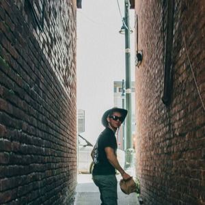 Meet your Posher, Nghia